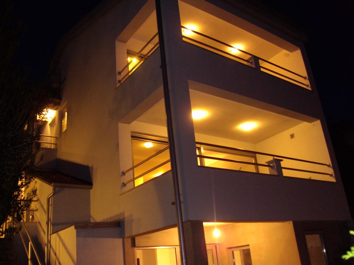 Apartments Vista Нови-Винодолски Экстерьер фото